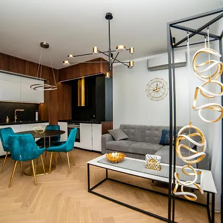 Gold - Racławickie 28a * Lublin